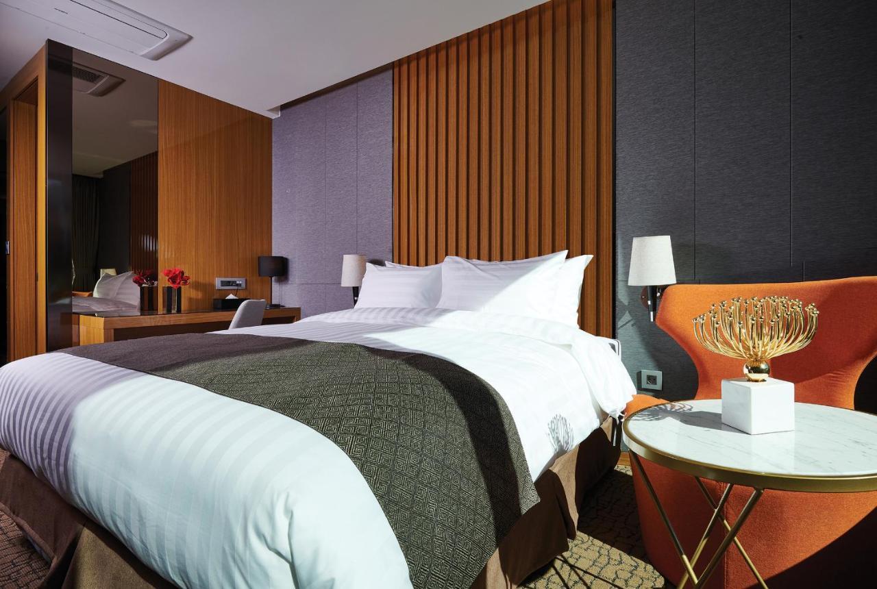 Jeongseon Intoraon Hotel מראה חיצוני תמונה