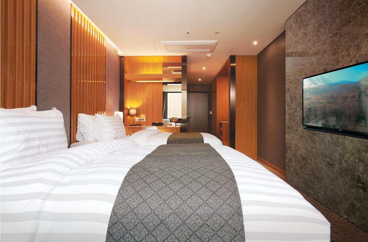 Jeongseon Intoraon Hotel מראה חיצוני תמונה