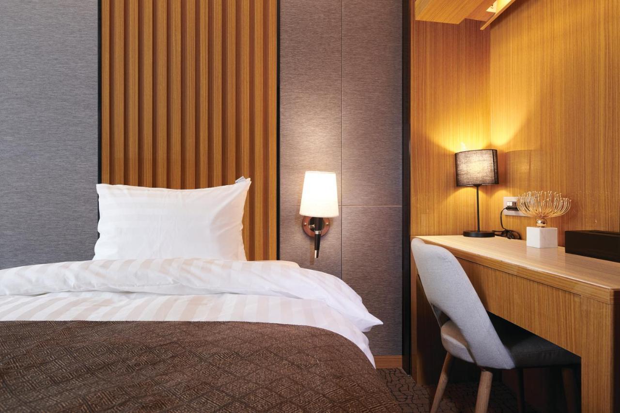 Jeongseon Intoraon Hotel מראה חיצוני תמונה